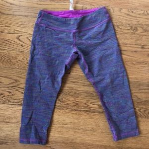 Patterned cropped Ivivva leggings